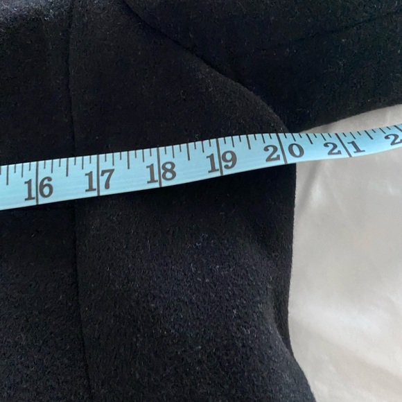 Wool coat - Picture 6 of 16